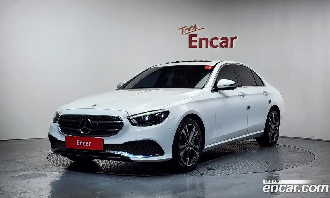 Mercedes-Benz E-Class 2021 2.0 автомат (гидро), фото 1 Mercedes-Benz E-Class 2021 2.0 автомат (гидро), фото 1