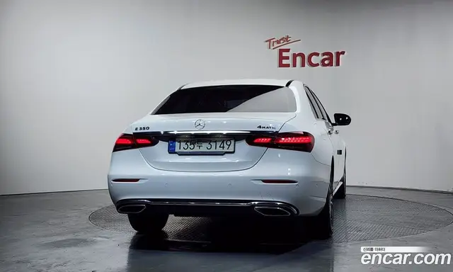 Mercedes-Benz E-Class 2021 2.0 автомат (гидро), миниатюра 4 Mercedes-Benz E-Class 2021 2.0 автомат (гидро), миниатюра 4