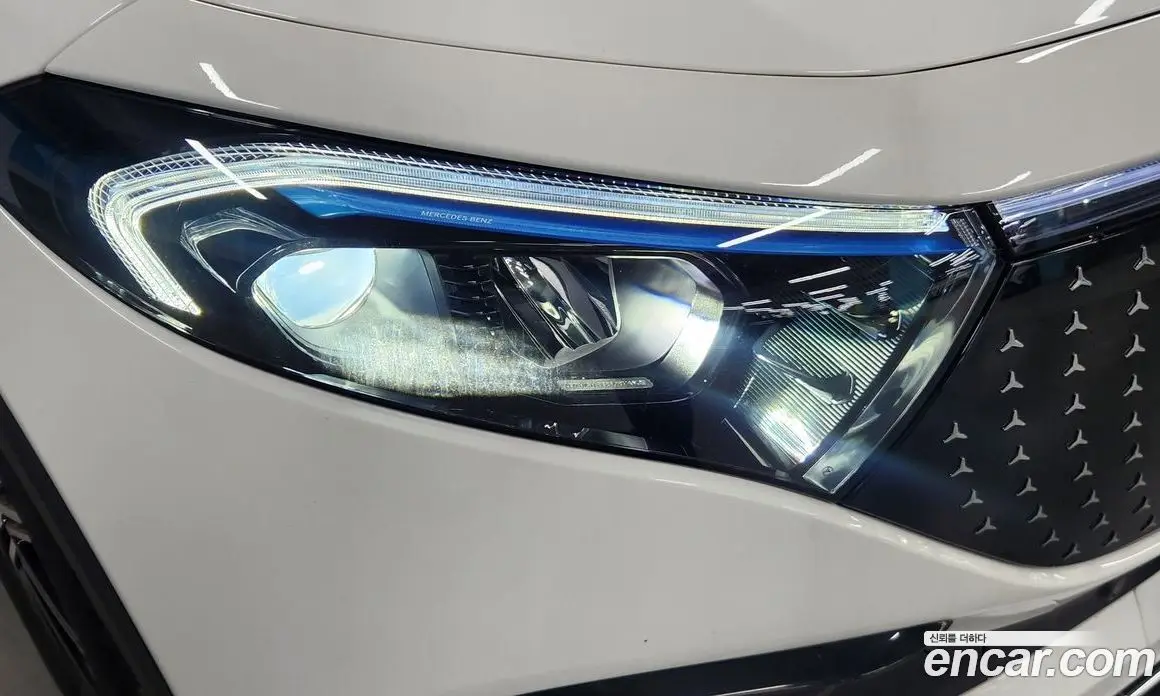 Mercedes-Benz EQB 2025 автомат (гидро), фото 18