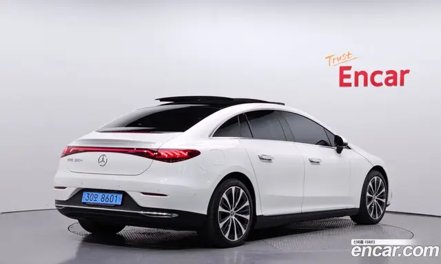 Mercedes-Benz EQE 2022 0.3 автомат (гидро), миниатюра 2
