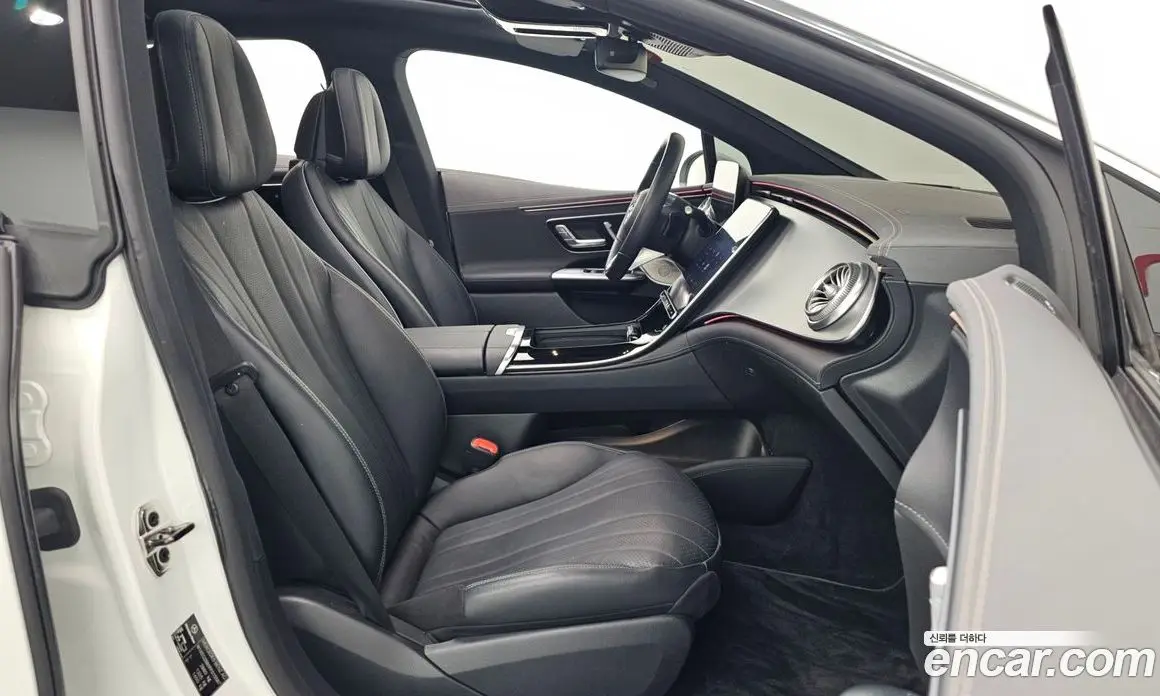 Mercedes-Benz EQE 2022 0.3 автомат (гидро), фото 11