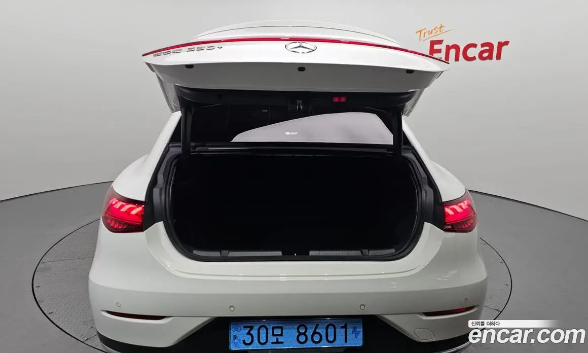 Mercedes-Benz EQE 2022 0.3 автомат (гидро), фото 20