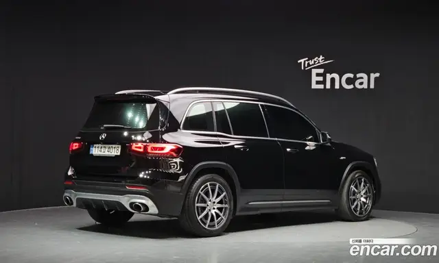 Mercedes-Benz GLB-Class 2022 2.0 автомат (гидро), миниатюра 2