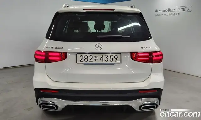 Mercedes-Benz GLB-Class 2025 2.0 автомат (гидро), миниатюра 4 Mercedes-Benz GLB-Class 2025 2.0 автомат (гидро), миниатюра 4