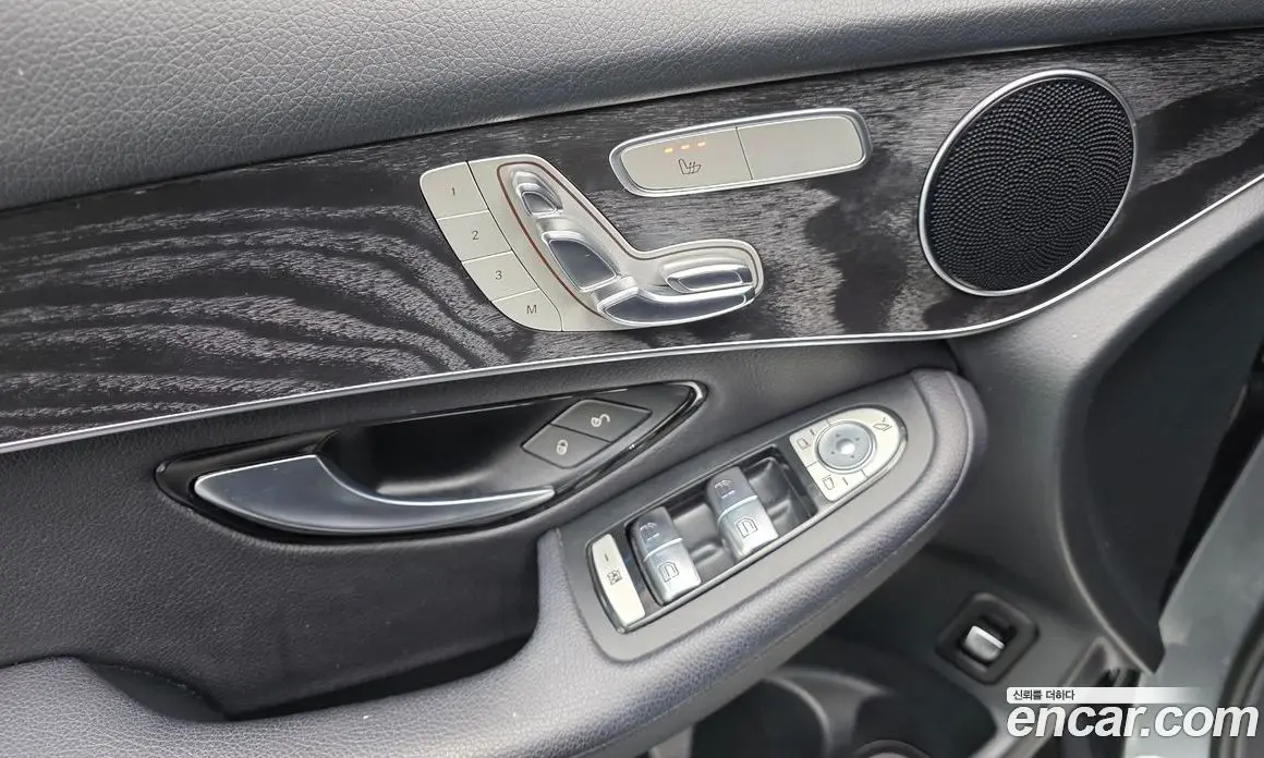 Mercedes-Benz GLC-Class 2019 2.0 автомат (гидро), фото 12