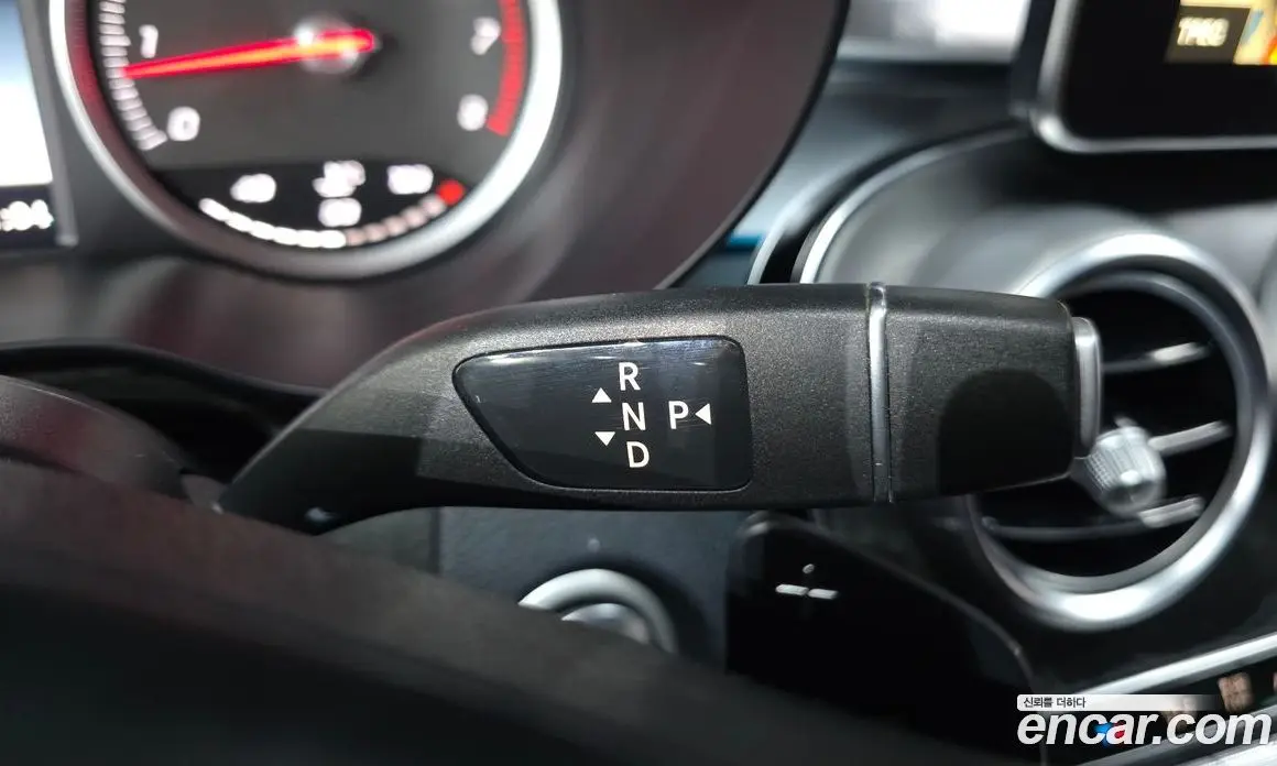 Mercedes-Benz GLC-Class 2019 2.0 автомат (гидро), фото 9