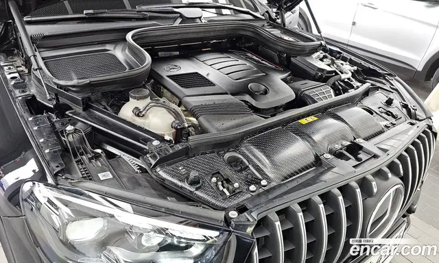 Mercedes-Benz GLE-Class 2025 3.0 автомат (гидро), миниатюра 6
