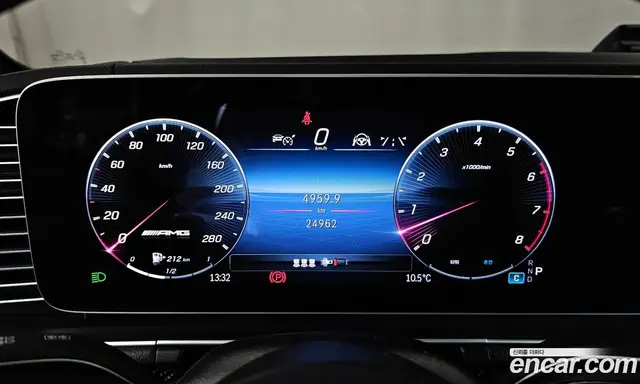 Mercedes-Benz GLE-Class 2025 3.0 автомат (гидро), миниатюра 8