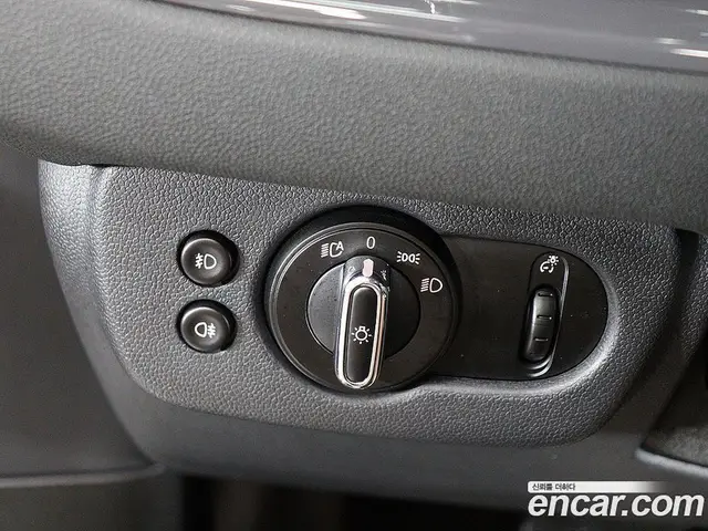 Mini Clubman 2020 2.0 автомат (гидро), миниатюра 12