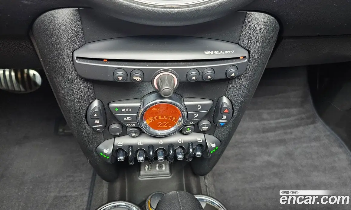 Mini Cooper 2013 1.6 автомат (гидро), фото 17 Mini Cooper 2013 1.6 автомат (гидро), фото 17