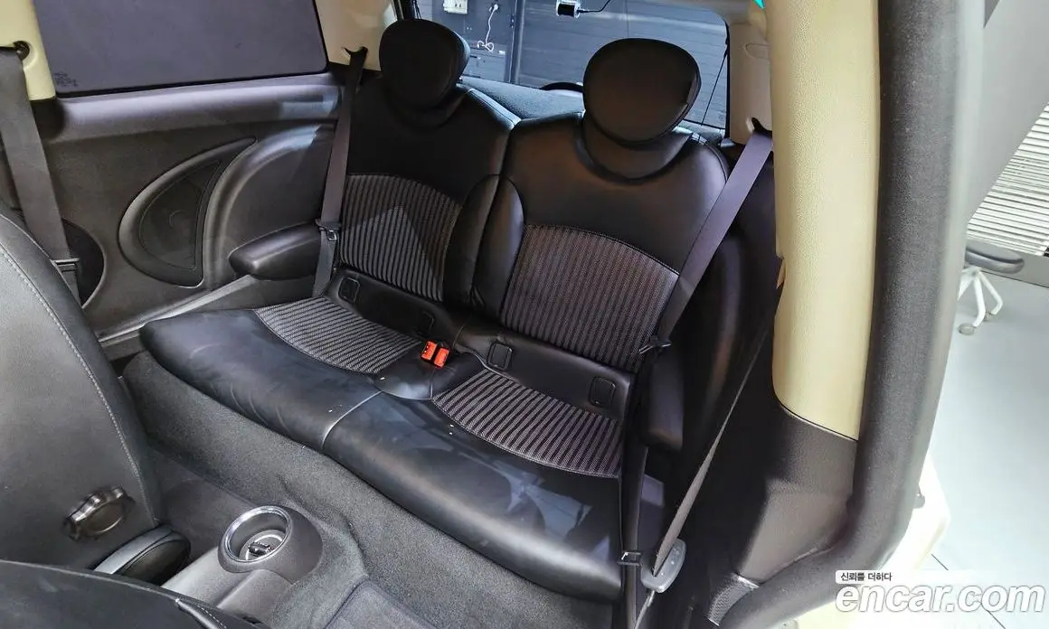 Mini Cooper 2013 1.6 автомат (гидро), фото 19 Mini Cooper 2013 1.6 автомат (гидро), фото 19