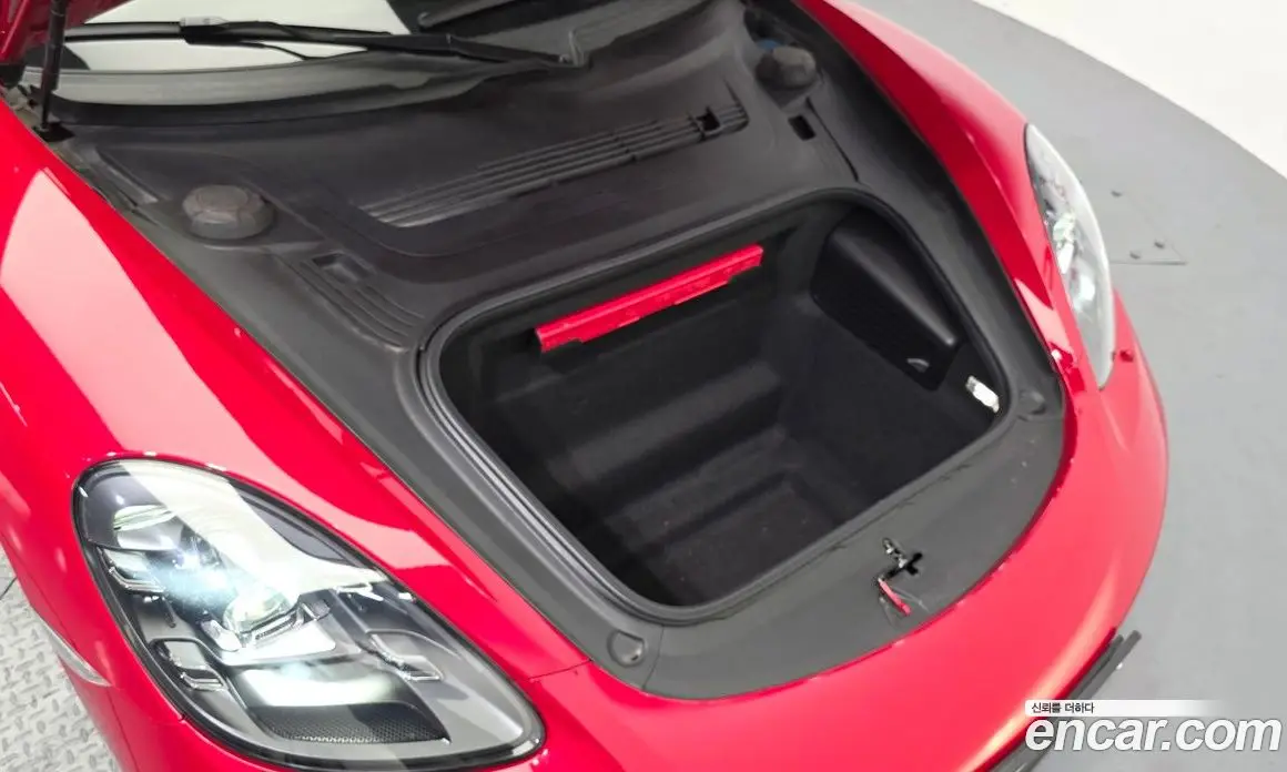 Porsche 718 2019 2.5 автомат (гидро), фото 6 Porsche 718 2019 2.5 автомат (гидро), фото 6