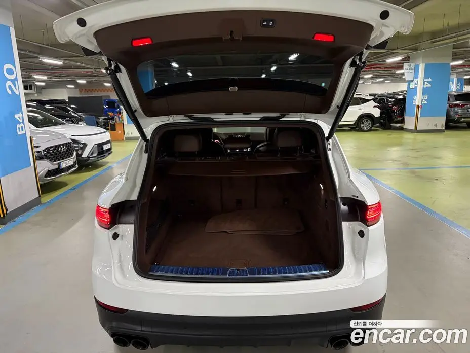 Porsche Cayenne 2019 3.0 автомат (гидро), фото 19