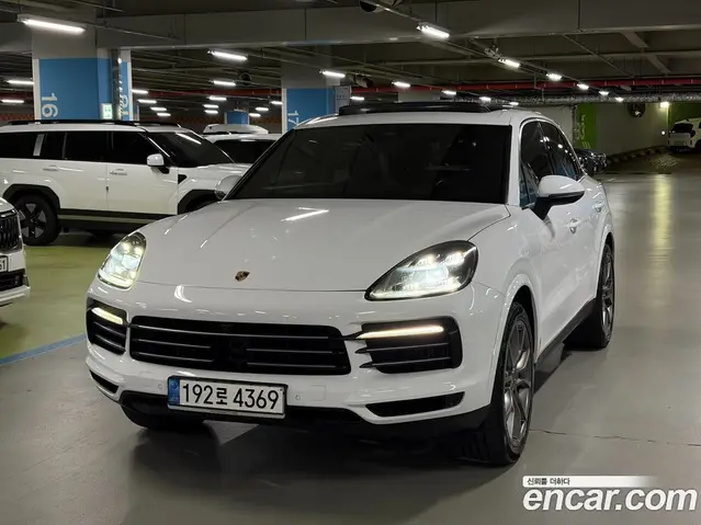 Porsche Cayenne 2019 3.0 автомат (гидро), миниатюра 3