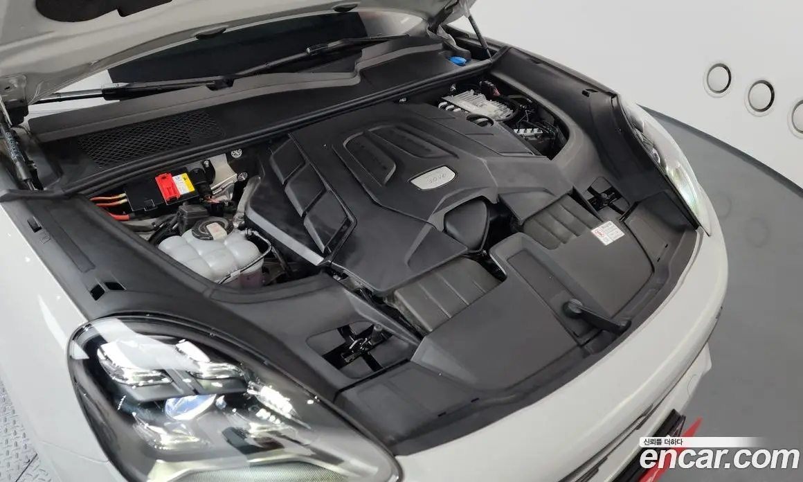 Porsche Cayenne 2022 3.0 автомат (гидро), фото 6