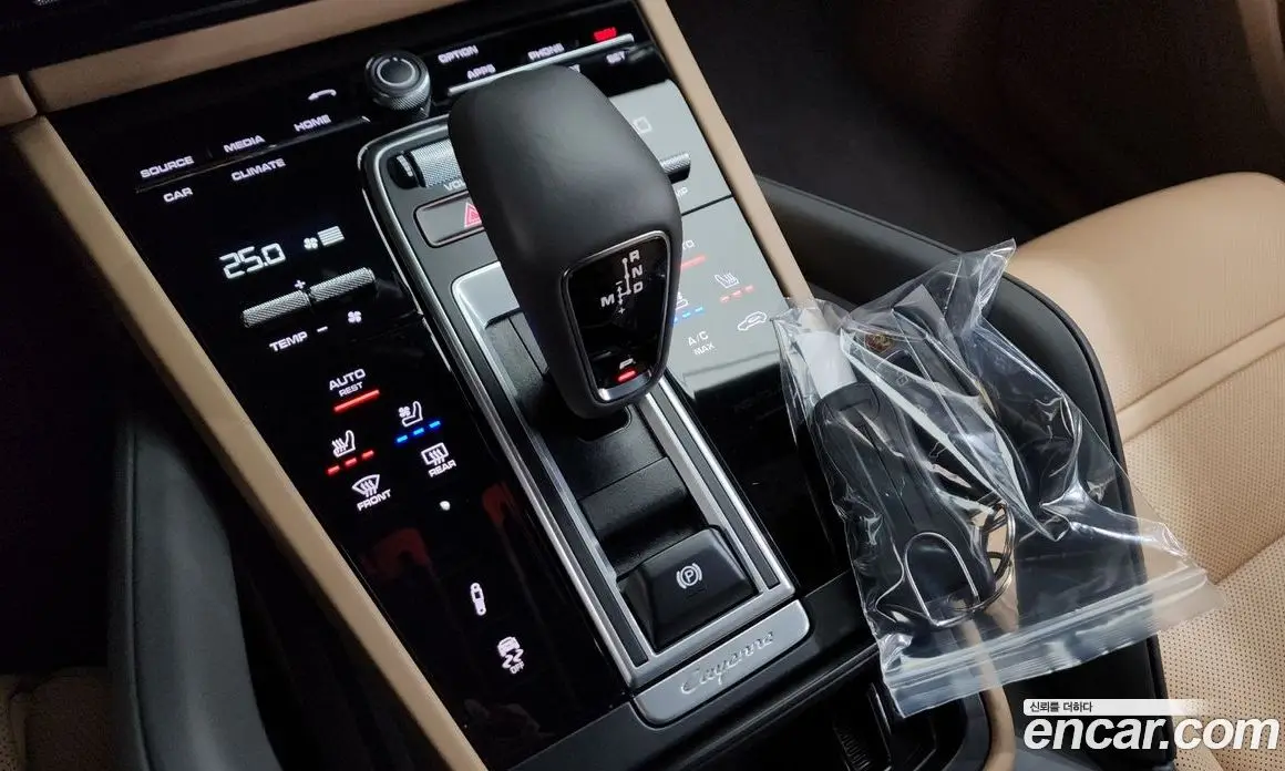 Porsche Cayenne 2022 3.0 автомат (гидро), фото 9
