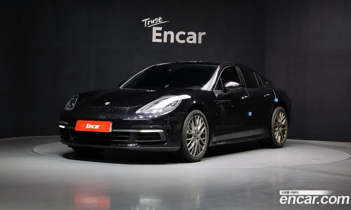 Porsche Panamera 2018 3.0 автомат (гидро), фото 1 Porsche Panamera 2018 3.0 автомат (гидро), фото 1