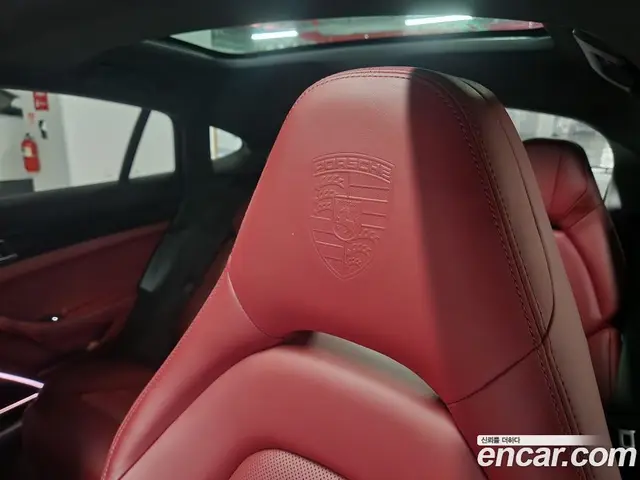Porsche Panamera 2019 3.0 автомат (гидро), миниатюра 10 Porsche Panamera 2019 3.0 автомат (гидро), миниатюра 10