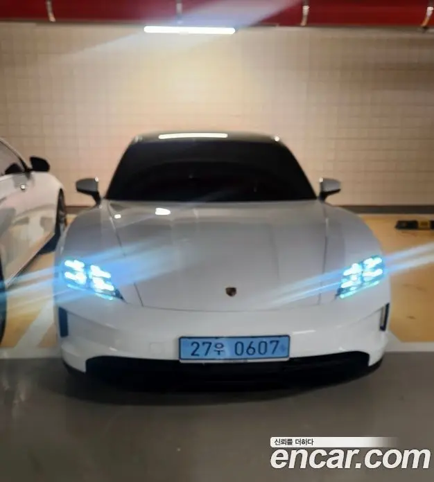 Porsche Taycan 2025 автомат (гидро), фото 2 Porsche Taycan 2025 автомат (гидро), фото 2
