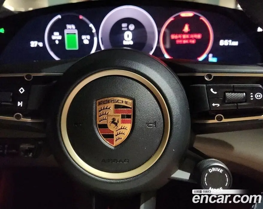 Porsche Taycan 2025 автомат (гидро), фото 15 Porsche Taycan 2025 автомат (гидро), фото 15