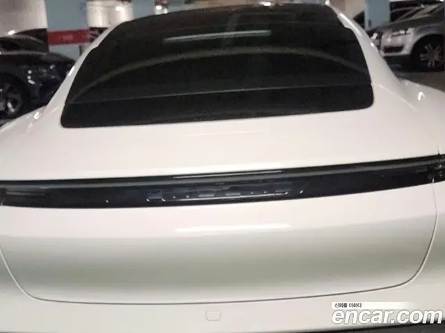 Porsche Taycan 2025 автомат (гидро), миниатюра 3 Porsche Taycan 2025 автомат (гидро), миниатюра 3