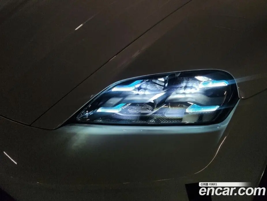 Porsche Taycan 2025 автомат (гидро), фото 5 Porsche Taycan 2025 автомат (гидро), фото 5