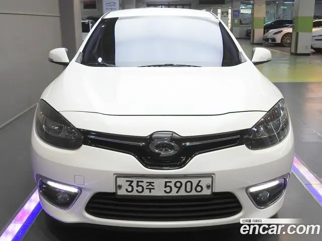 Renault (Samsung) SM3 2015 1.6 автомат (гидро), миниатюра 3 Renault (Samsung) SM3 2015 1.6 автомат (гидро), миниатюра 3