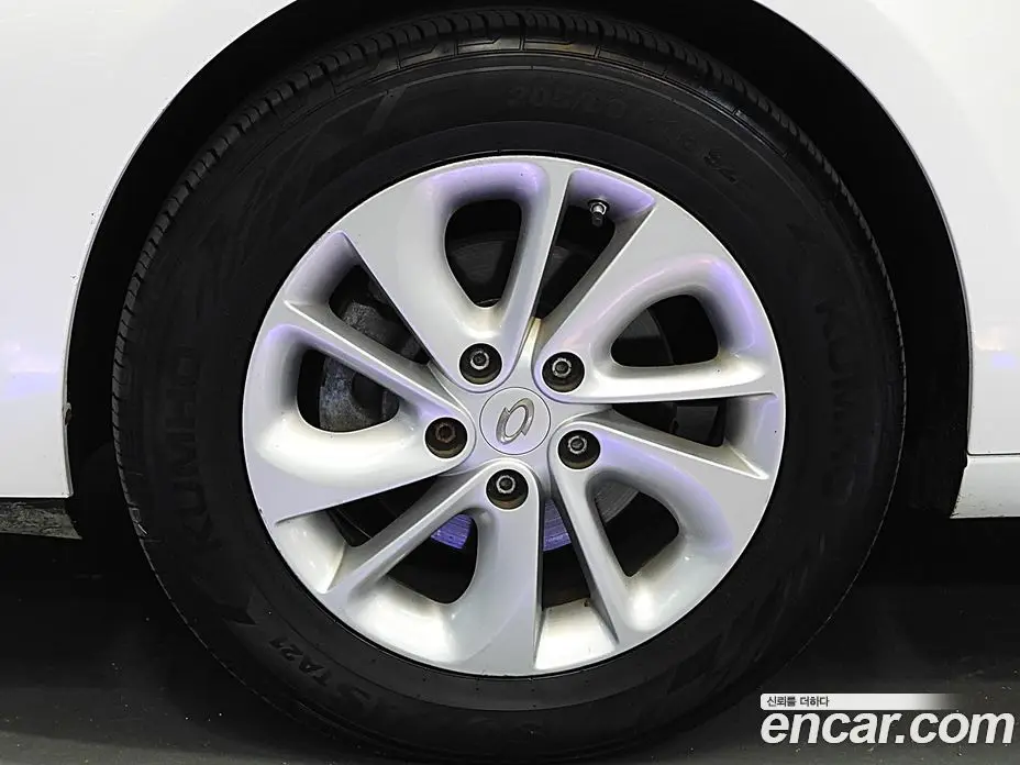 Renault (Samsung) SM3 2015 1.6 автомат (гидро), фото 5 Renault (Samsung) SM3 2015 1.6 автомат (гидро), фото 5