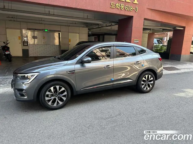 Renault (Samsung) XM3 2023 1.6 автомат (гидро), миниатюра 2 Renault (Samsung) XM3 2023 1.6 автомат (гидро), миниатюра 2