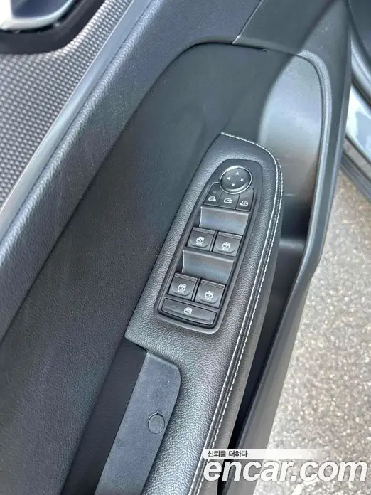 Renault (Samsung) XM3 2023 1.6 автомат (гидро), фото 5 Renault (Samsung) XM3 2023 1.6 автомат (гидро), фото 5