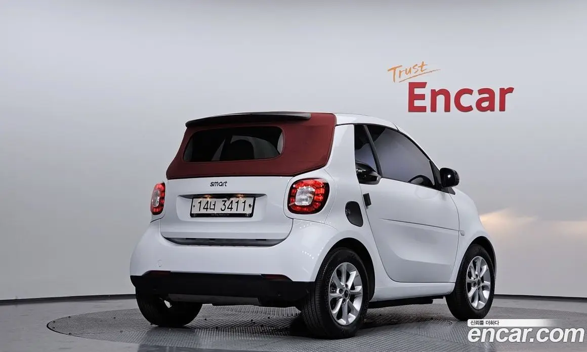 Smart Fortwo 2017 0.9 АКПП, фото 2 Smart Fortwo 2017 0.9 АКПП, фото 2