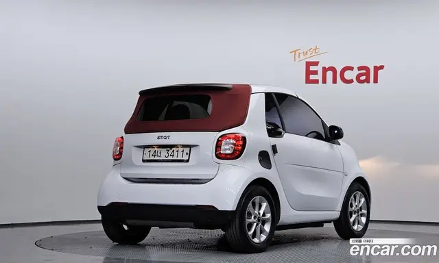 Smart Fortwo 2017 0.9 АКПП, миниатюра 2 Smart Fortwo 2017 0.9 АКПП, миниатюра 2