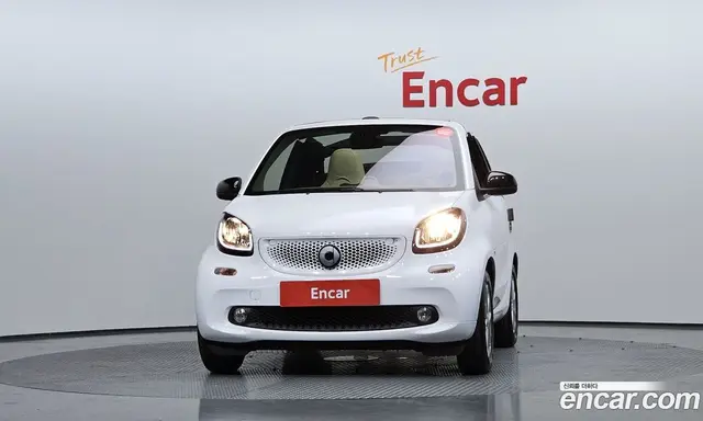 Smart Fortwo 2017 0.9 АКПП, миниатюра 3 Smart Fortwo 2017 0.9 АКПП, миниатюра 3