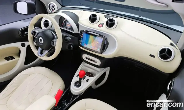 Smart Fortwo 2017 0.9 АКПП, миниатюра 7 Smart Fortwo 2017 0.9 АКПП, миниатюра 7