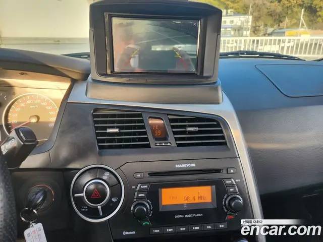 SsangYong Korando 2012 2.0 автомат (гидро), миниатюра 11