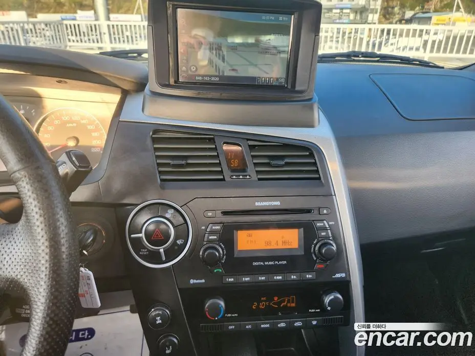 SsangYong Korando 2012 2.0 автомат (гидро), фото 14