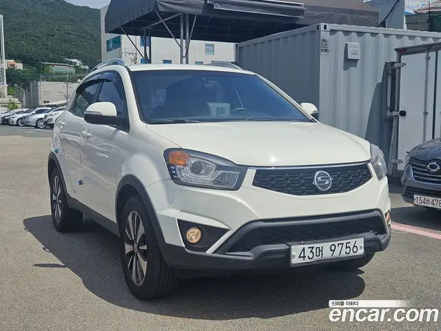 SsangYong Korando 2013 2.0 автомат (гидро), миниатюра 3