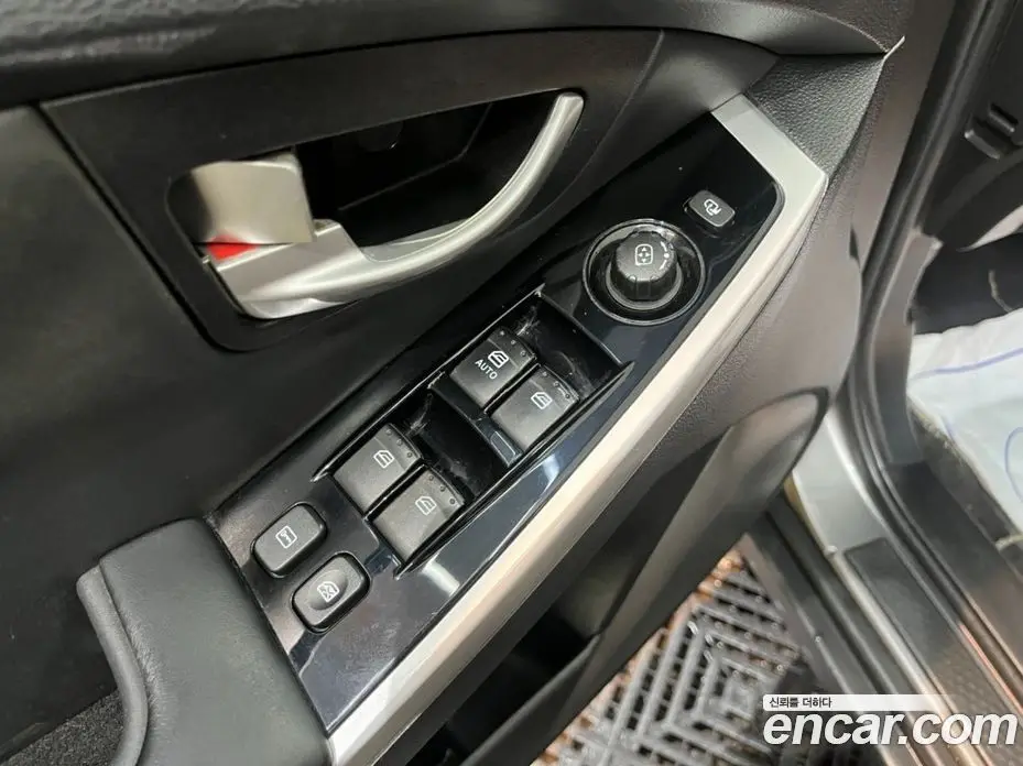 SsangYong Korando 2014 2.0 автомат (гидро), фото 15