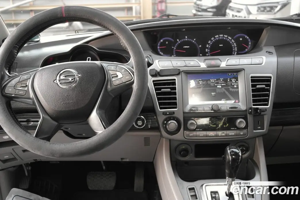 SsangYong Korando 2016 2.2 автомат (гидро), фото 15 SsangYong Korando 2016 2.2 автомат (гидро), фото 15