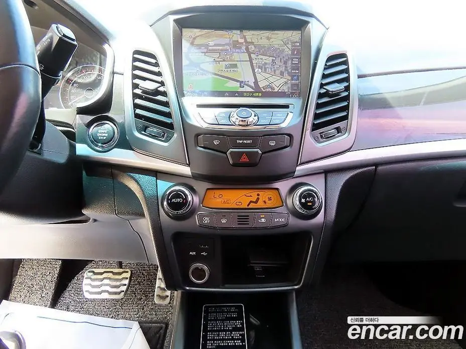 SsangYong Korando 2017 2.2 автомат (гидро), фото 14