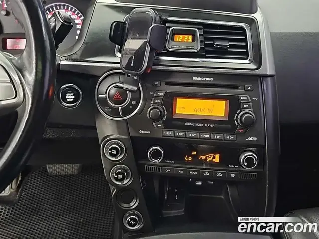 SsangYong Korando 2017 2.2 автомат (гидро), миниатюра 10