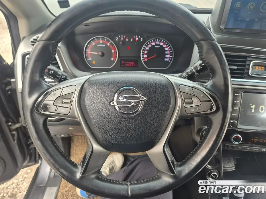 SsangYong Korando 2017 2.2 автомат (гидро), фото 12