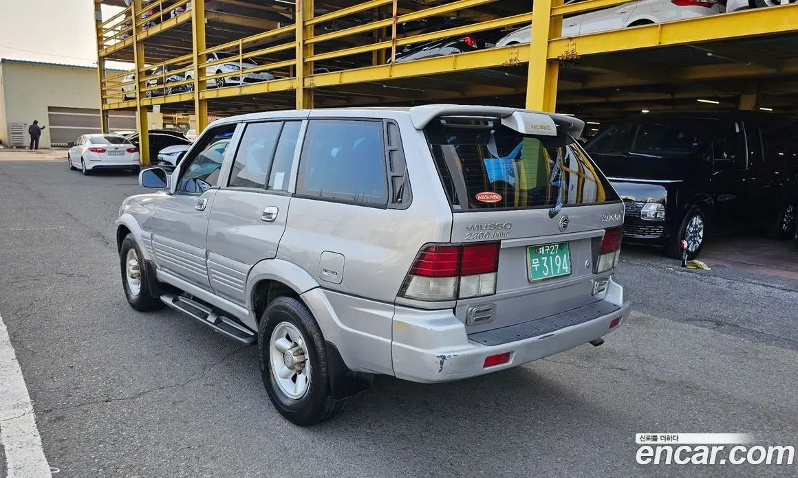 SsangYong Musso 1997 2.3 автомат (гидро), фото 4 SsangYong Musso 1997 2.3 автомат (гидро), фото 4