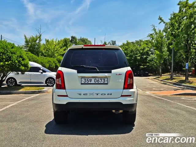 SsangYong Rexton 2015 2.2 автомат (гидро), миниатюра 5 SsangYong Rexton 2015 2.2 автомат (гидро), миниатюра 5