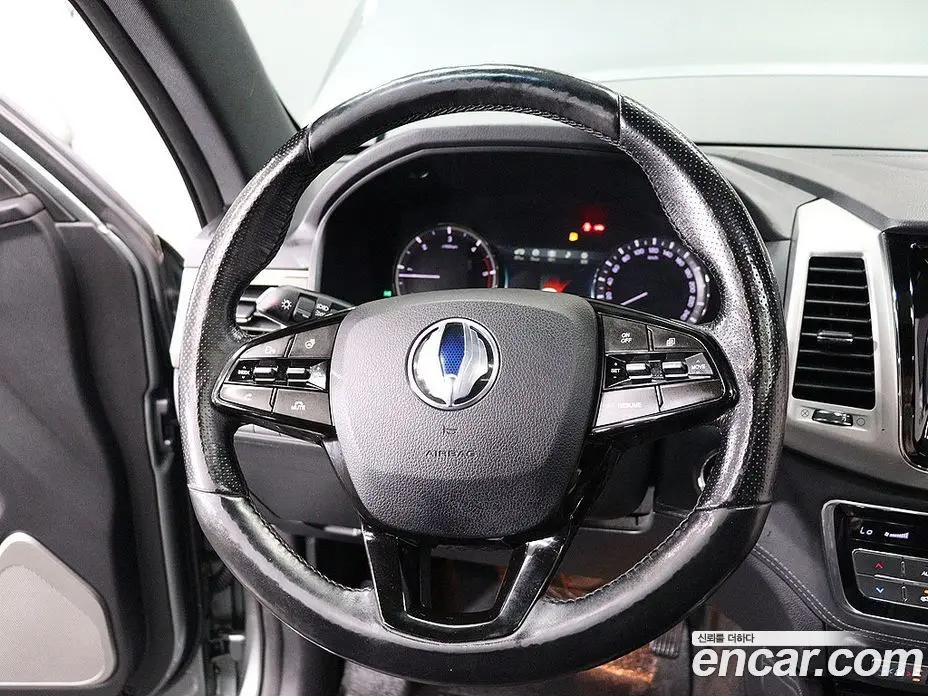 SsangYong Rexton 2017 2.2 автомат (гидро), фото 14 SsangYong Rexton 2017 2.2 автомат (гидро), фото 14