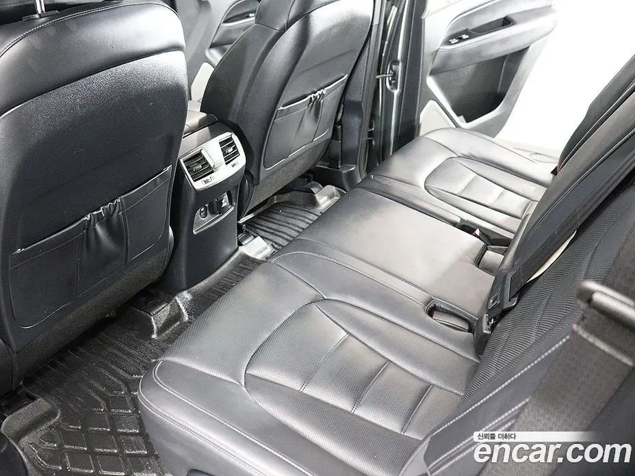SsangYong Rexton 2017 2.2 автомат (гидро), фото 16 SsangYong Rexton 2017 2.2 автомат (гидро), фото 16