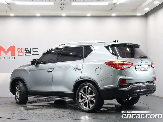 SsangYong Rexton 2017 2.2 автомат (гидро), миниатюра 3 SsangYong Rexton 2017 2.2 автомат (гидро), миниатюра 3