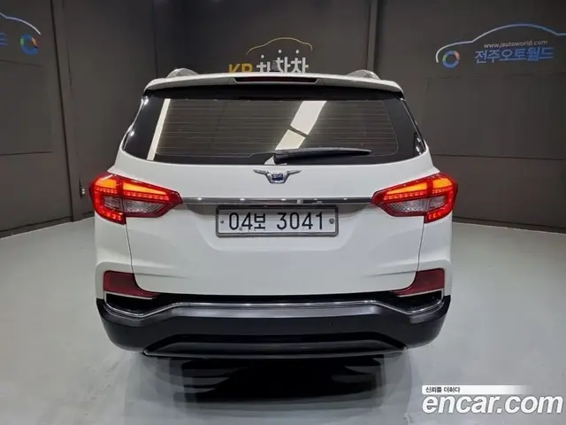 SsangYong Rexton 2017 2.2 автомат (гидро), миниатюра 3 SsangYong Rexton 2017 2.2 автомат (гидро), миниатюра 3