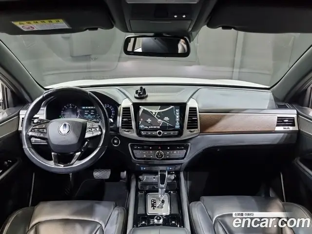 SsangYong Rexton 2017 2.2 автомат (гидро), миниатюра 8 SsangYong Rexton 2017 2.2 автомат (гидро), миниатюра 8