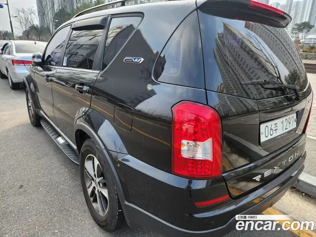 SsangYong Rexton 2017 2.2 автомат (гидро), миниатюра 2 SsangYong Rexton 2017 2.2 автомат (гидро), миниатюра 2